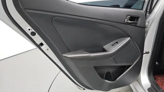 Kia K5 LPI 2015 25