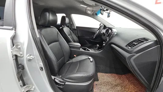Kia K5 LPI 2015 26