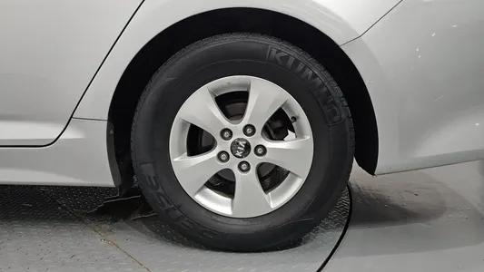 Kia K5 LPI 2015 21