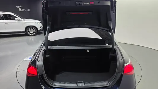 Mercedes-Benz E-Class W214 E200 2024 20