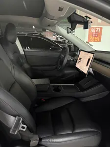 Tesla Y AWD 2022 6