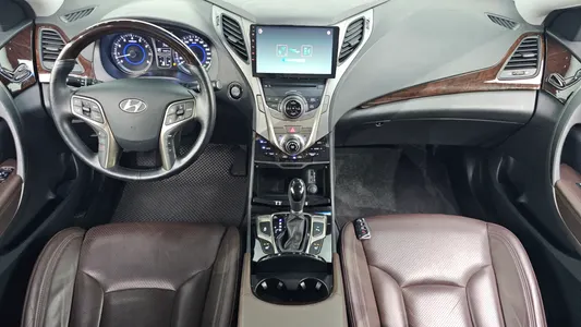 Hyundai Grandeur HG HG240 2012 7
