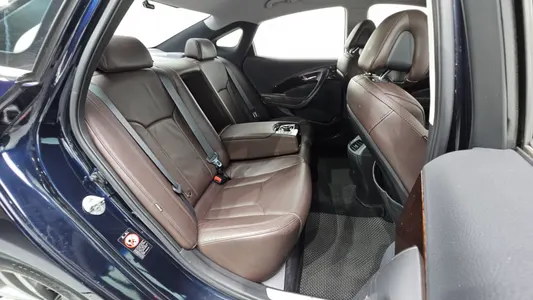 Hyundai Grandeur HG HG240 2012 11