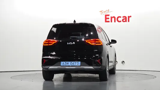 Kia 니로 플러스 2022 4