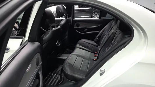 Mercedes-Benz E-Class W213 E200 2017 12