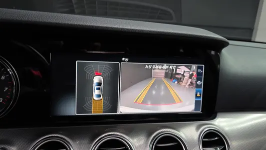 Mercedes-Benz E-Class W213 E200 2017 15