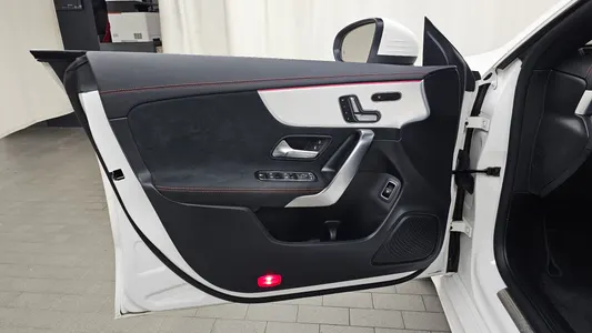 Mercedes-Benz CLA-Class C118 CLA250 4MATIC 2023 24