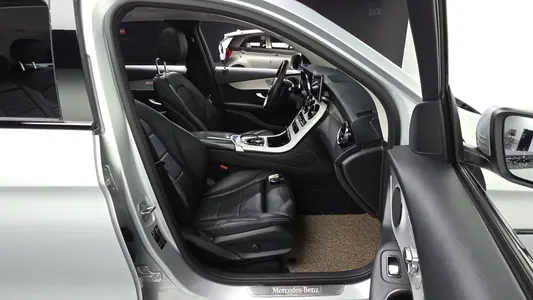 Mercedes-Benz GLC-Class X253 GLC350e 4MATIC 2019 26