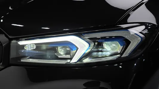 BMW 3 Series (G20) 320i M 2023 22