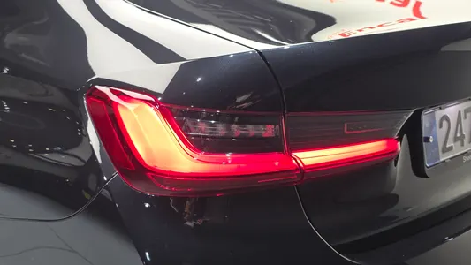 BMW 3 Series (G20) 320i M 2023 23
