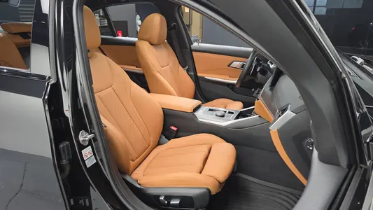 BMW 3 Series (G20) 320i M 2023 29
