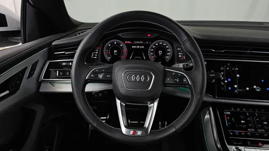 Audi Q8 (4M) 50 TDI 2021 13