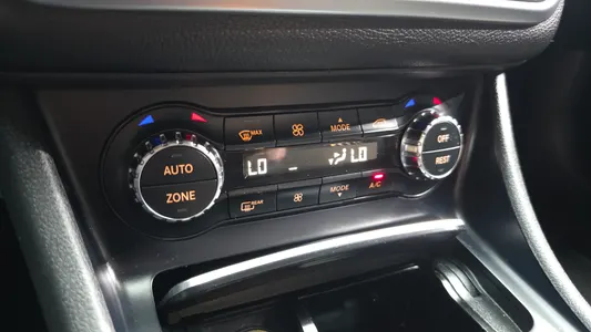 Mercedes-Benz CLA-Class C117 CLA220 AMG Line 2017 16