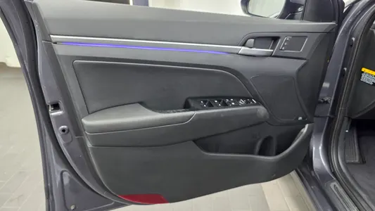 Hyundai AD 1.6 2018 24