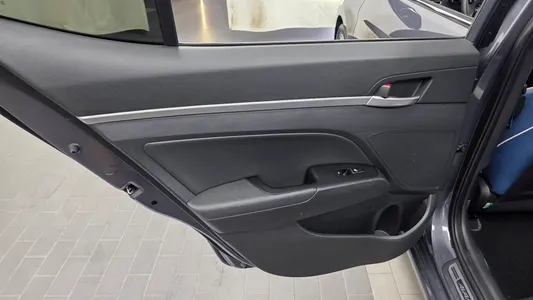 Hyundai AD 1.6 2018 25