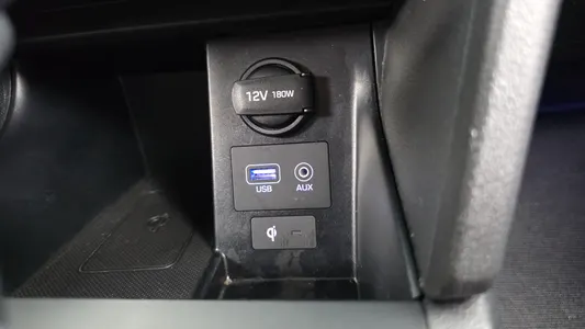 Hyundai AD 1.6 2018 31