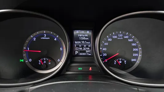 Hyundai DM (e-VGT) 2.0 2WD 2013 8