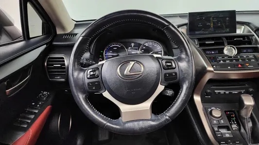 Lexus NX300h 2015 13