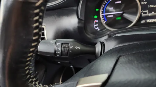 Lexus NX300h 2015 18