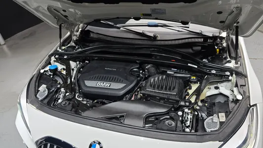 BMW 1 Series (F40) 118d M 2021 6