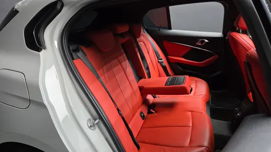 BMW 1 Series (F40) 118d M 2021 11