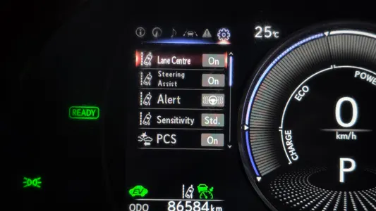 Lexus ES300h 7 2018 17