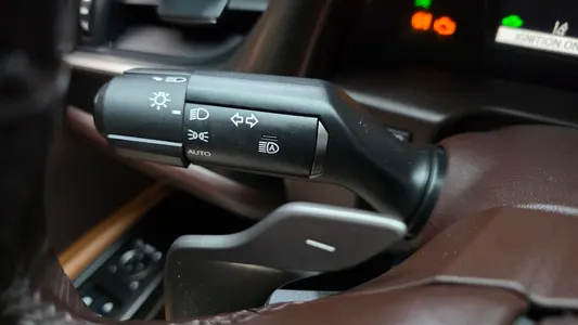 Lexus ES300h 7 2018 32