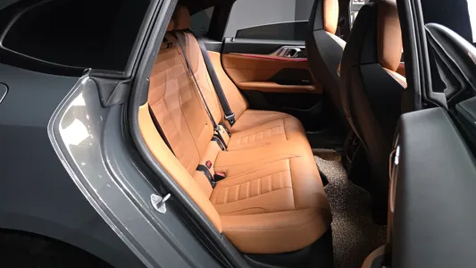 BMW i4 M50 2023 12