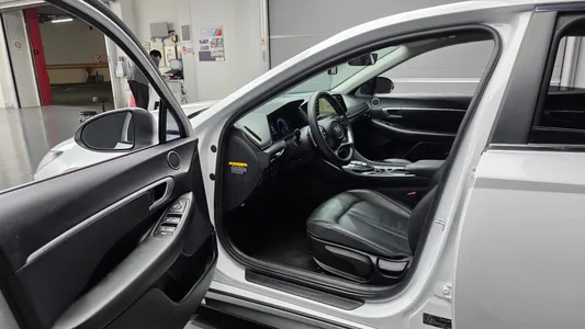 Hyundai (DN8) 2.0 LPG() 2019 10