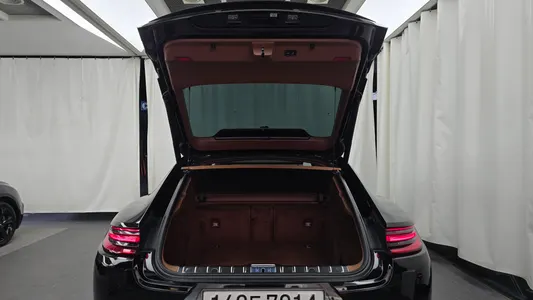 Porsche (971) 3.0 AWD 2020 19