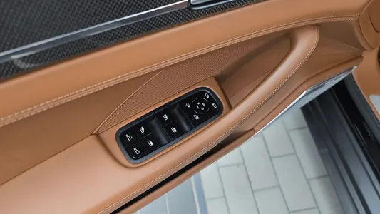 Porsche (971) 3.0 AWD 2020 30