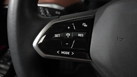 Volkswagen ID.4 2023 13