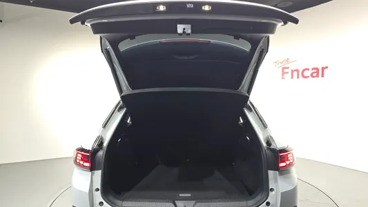 Volkswagen ID.4 2023 16
