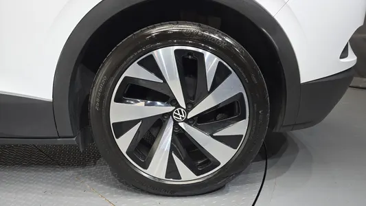 Volkswagen ID.4 2023 21