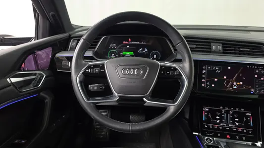 Audi e- 55 2021 13
