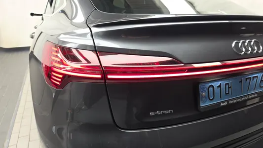 Audi e- 55 2021 23