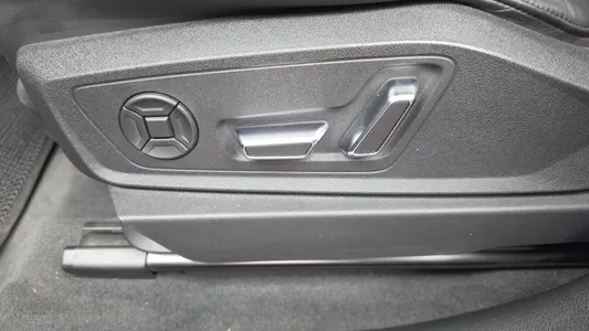 Audi e- 55 2021 32