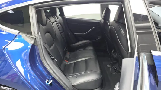 Tesla 3 RWD 2020 11