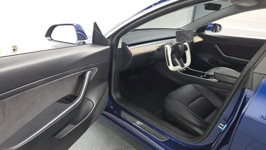 Tesla 3 RWD 2020 10