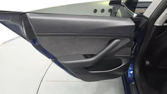 Tesla 3 RWD 2020 25