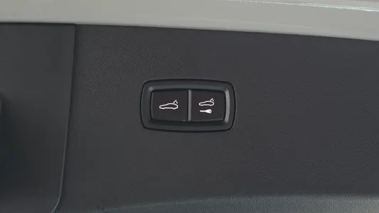 Porsche (PO536) 3.0 E- 2024 15