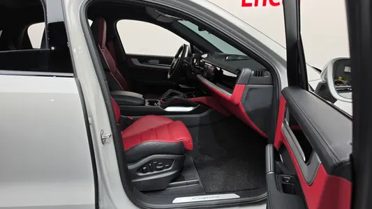 Porsche (PO536) 3.0 E- 2024 26