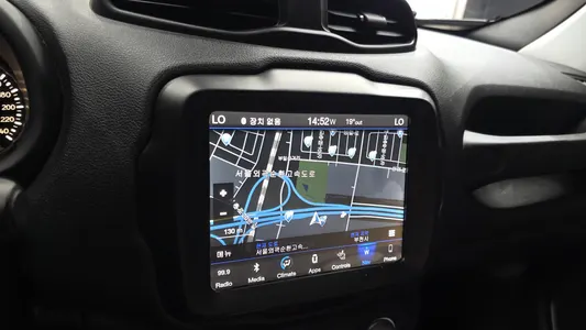 Jeep 레니게이드 2.0 AWD 2018 15