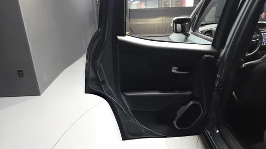 Jeep 레니게이드 2.0 AWD 2018 25