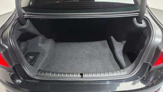 BMW 5 Series (G30) 530i 2018 16