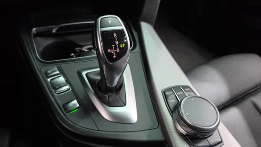 BMW 3 Series (F30) 320i M 2018 9