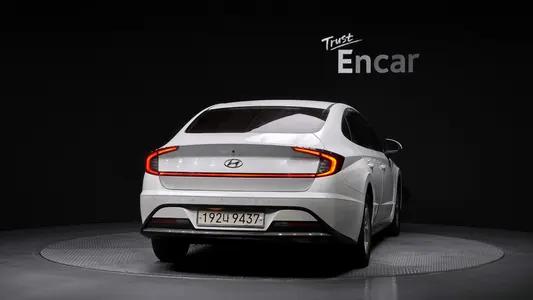 Hyundai (DN8) 2.0 2019 4