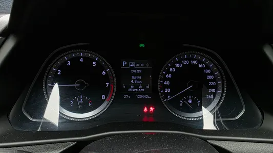 Hyundai (DN8) 2.0 2019 8