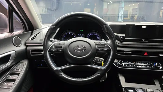 Hyundai (DN8) 2.0 2019 13