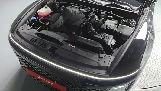Hyundai (GN7) 3.5 2WD 2023 6